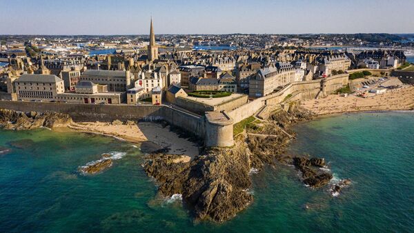 proximité locale bretagne location matériel audiovisuel